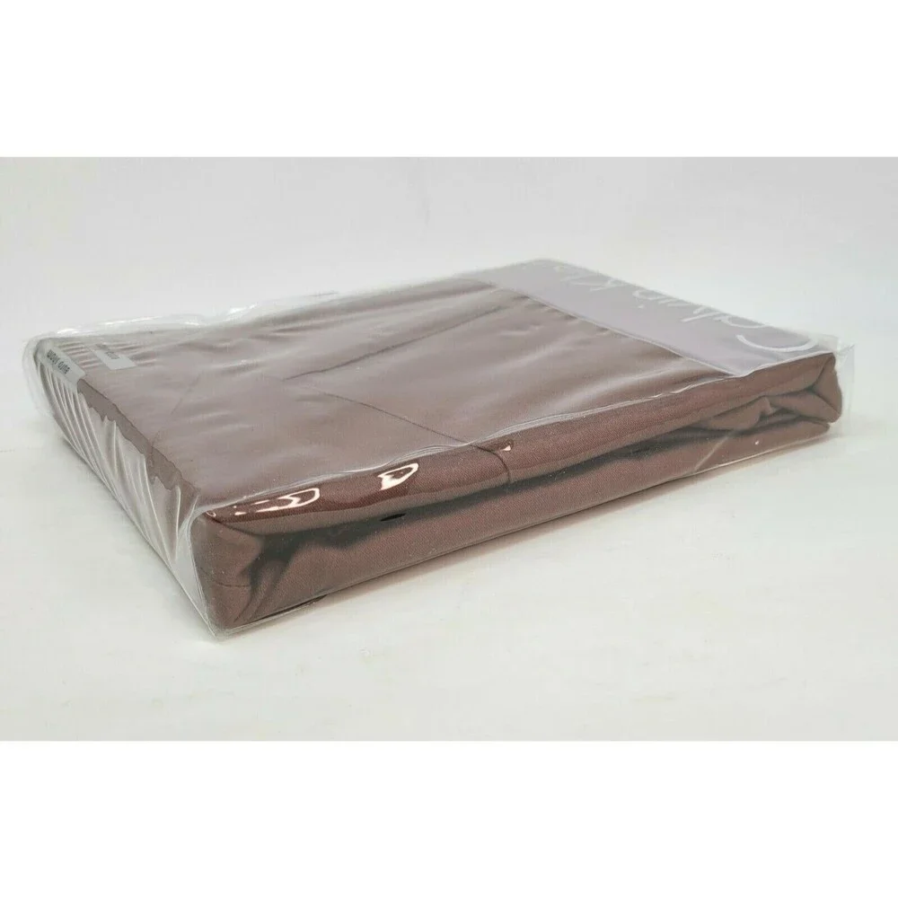 Calvin Klein Euro Sham Melrose Angled Pleat Dogrose 26 x 26 in. pillow sham NIP